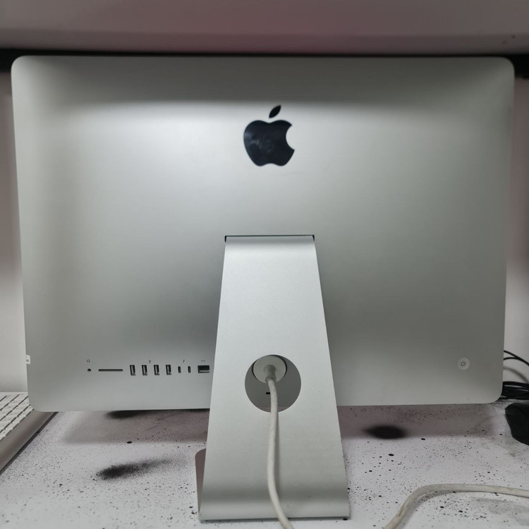 آیمک Apple iMac 2017 مدل 4K با Core i5 نسل 7، رم 8GB و SSD 256GB