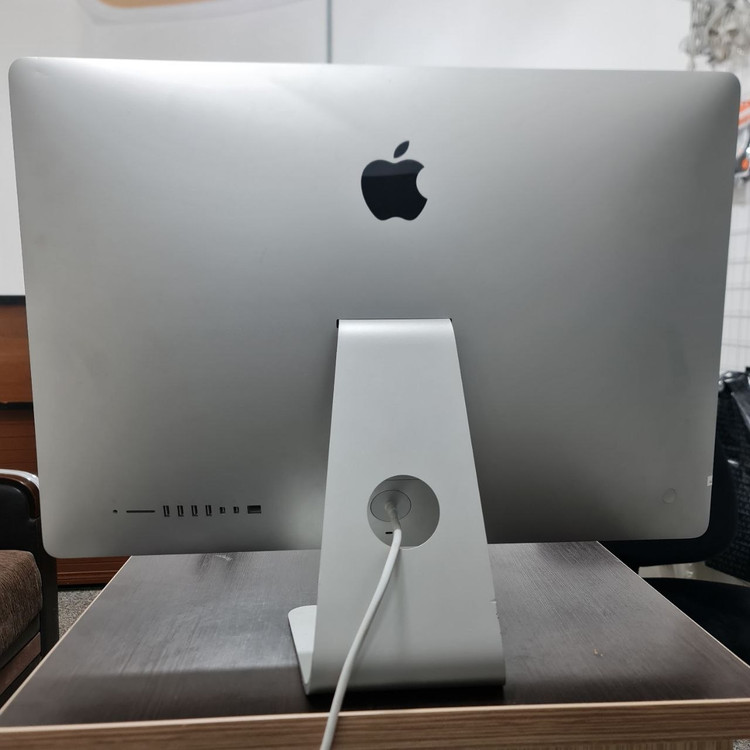 آیمک Apple iMac 2013 با Core i5 نسل 3، رم 8GB، SSD 128GB و HDD 1TB