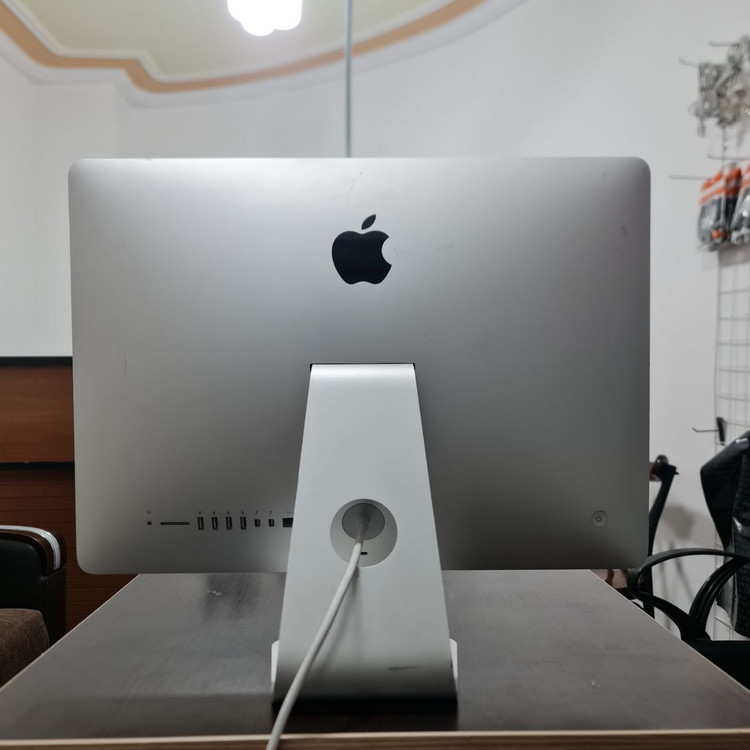 آیمک Apple iMac 2014 با Core i5 نسل 4، رم 8GB و هارد 500GB اورجینال